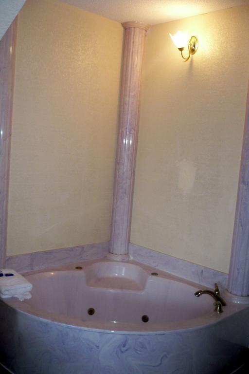 Econo Lodge Inn&Suites Dawsonville Esterno foto